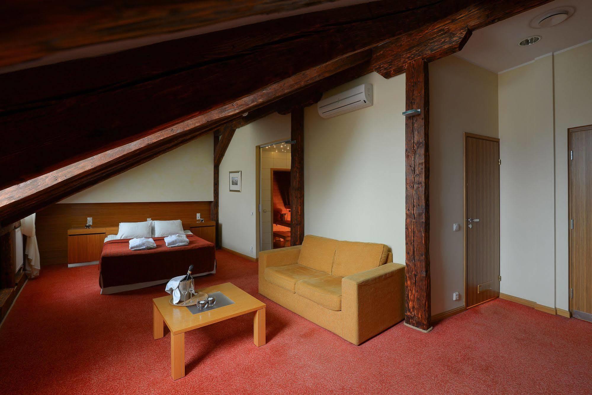 Bern Boutique By Rikas Hotels Talin Exterior foto